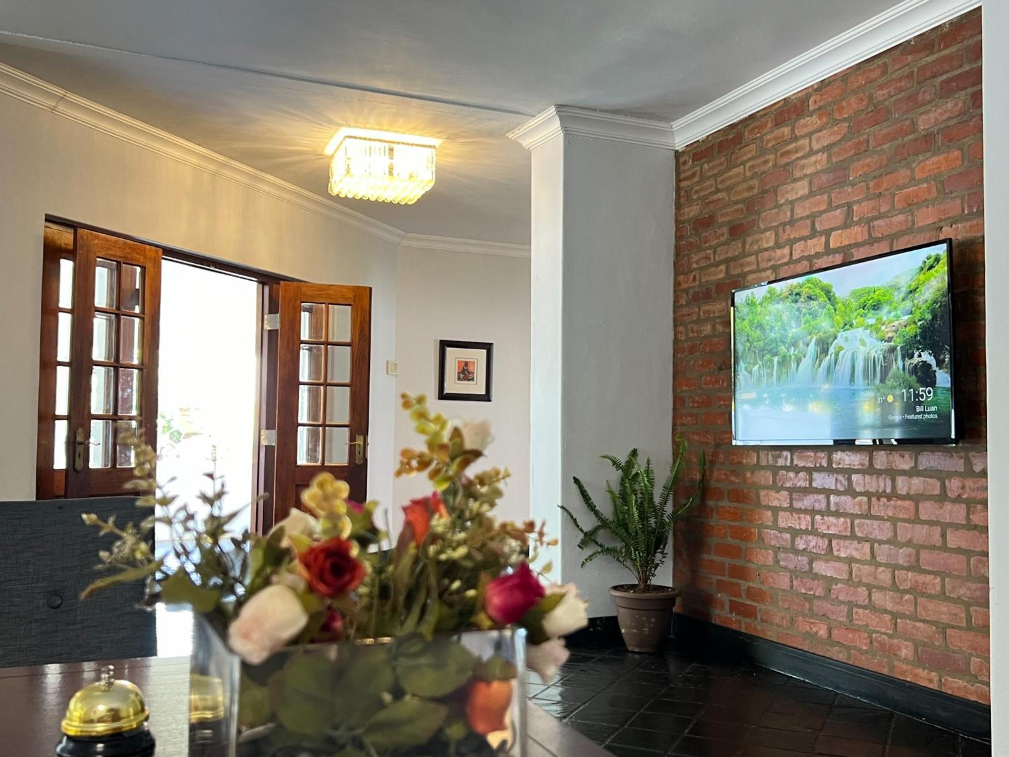 Amoris Guesthouse - In Brooklyn Pretoria-Noord Dış mekan fotoğraf