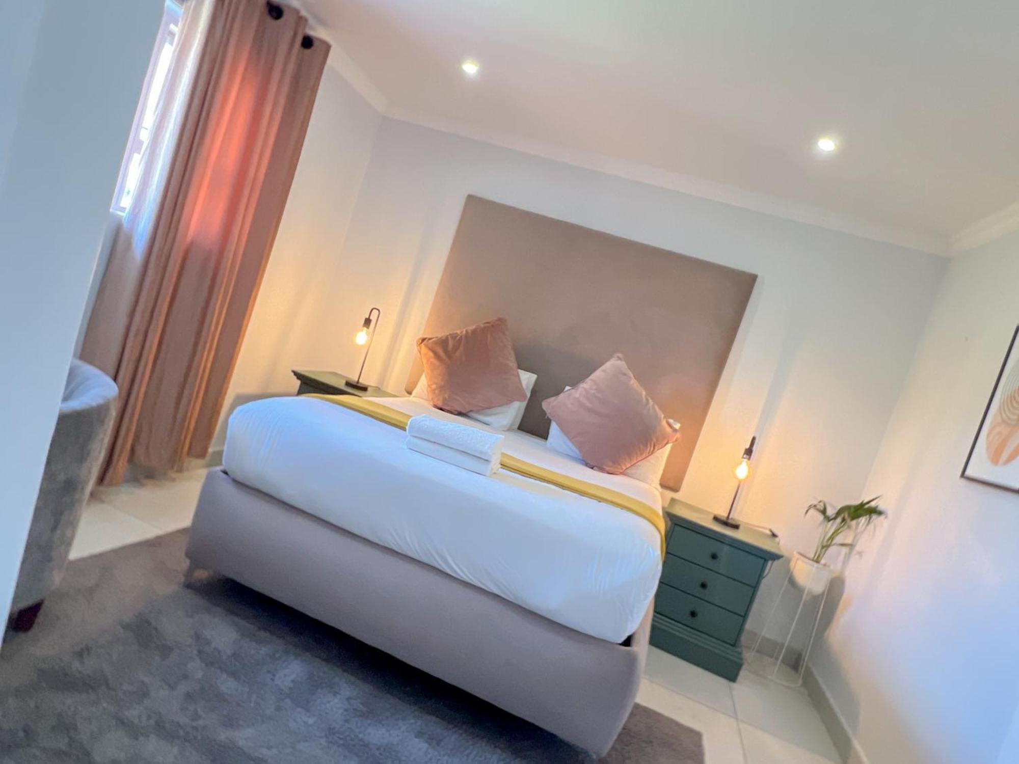 Amoris Guesthouse - In Brooklyn Pretoria-Noord Dış mekan fotoğraf